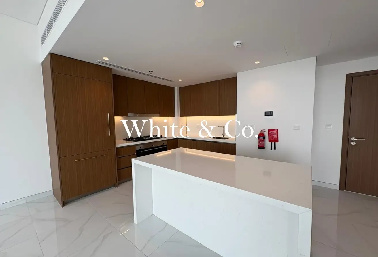 Close to Metro | Brand New | Maids Room