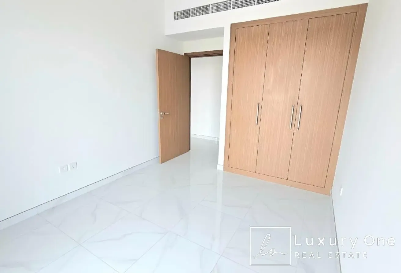 Near to Furjan Metro | New Modern Building