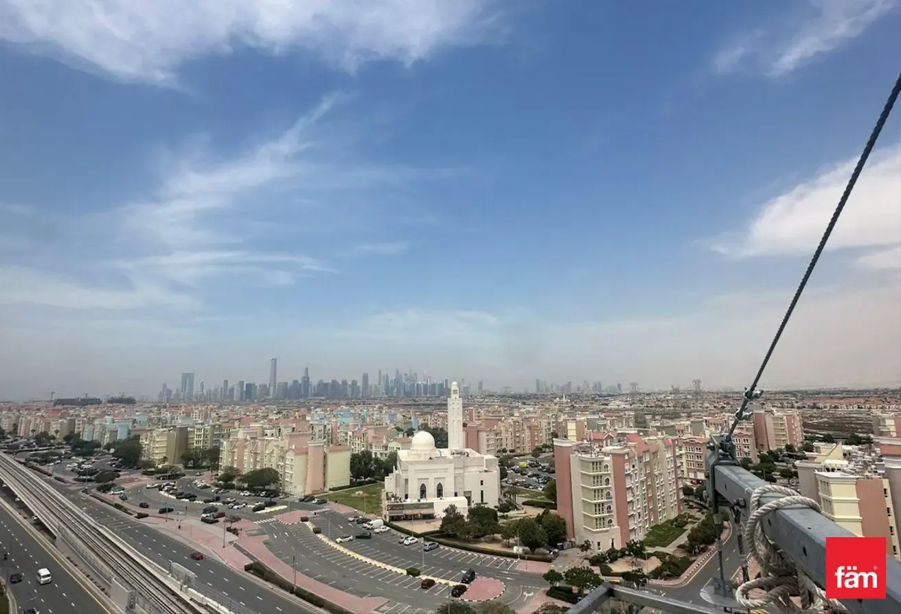 Modern apt near al furjan metro