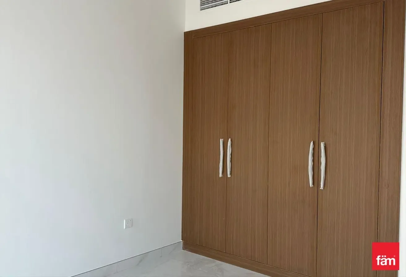 Amazing Amenities, Unobstructed View !