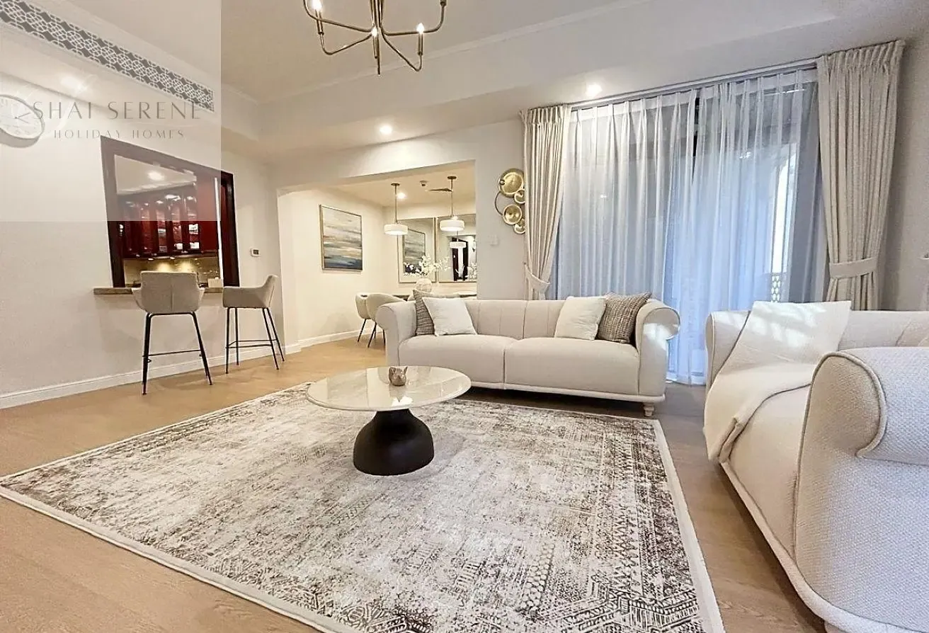 Upgraded Luxury 2BR Old Town | Terrace | Downtown