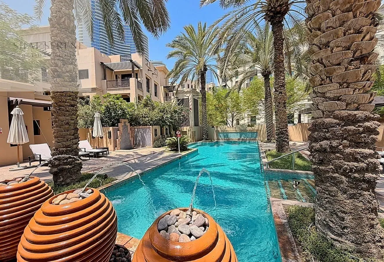 Upgraded Luxury 2BR Old Town | Terrace | Downtown