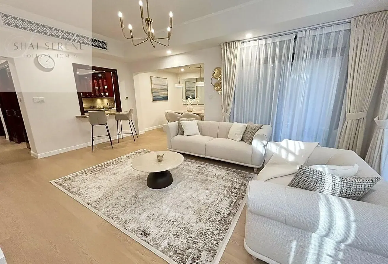 Upgraded Luxury 2BR Old Town | Terrace | Downtown