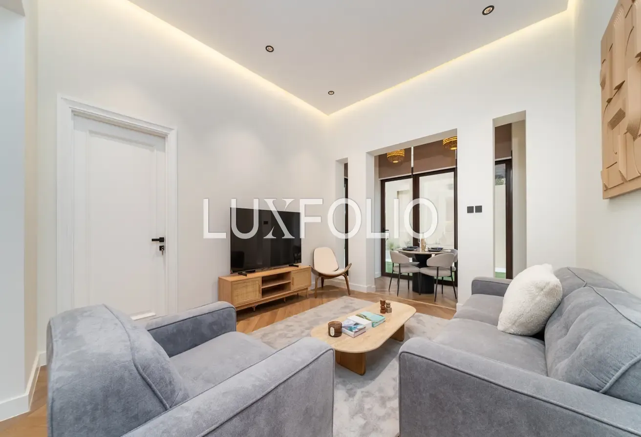 SUMMER OFFER UPGRADED OLD TOWN 2BR AVAILABLE NOW