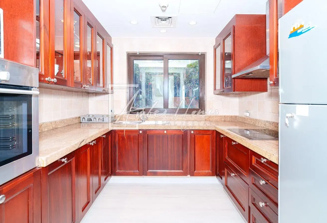 Private Garden | 1bedroom | Old downtown