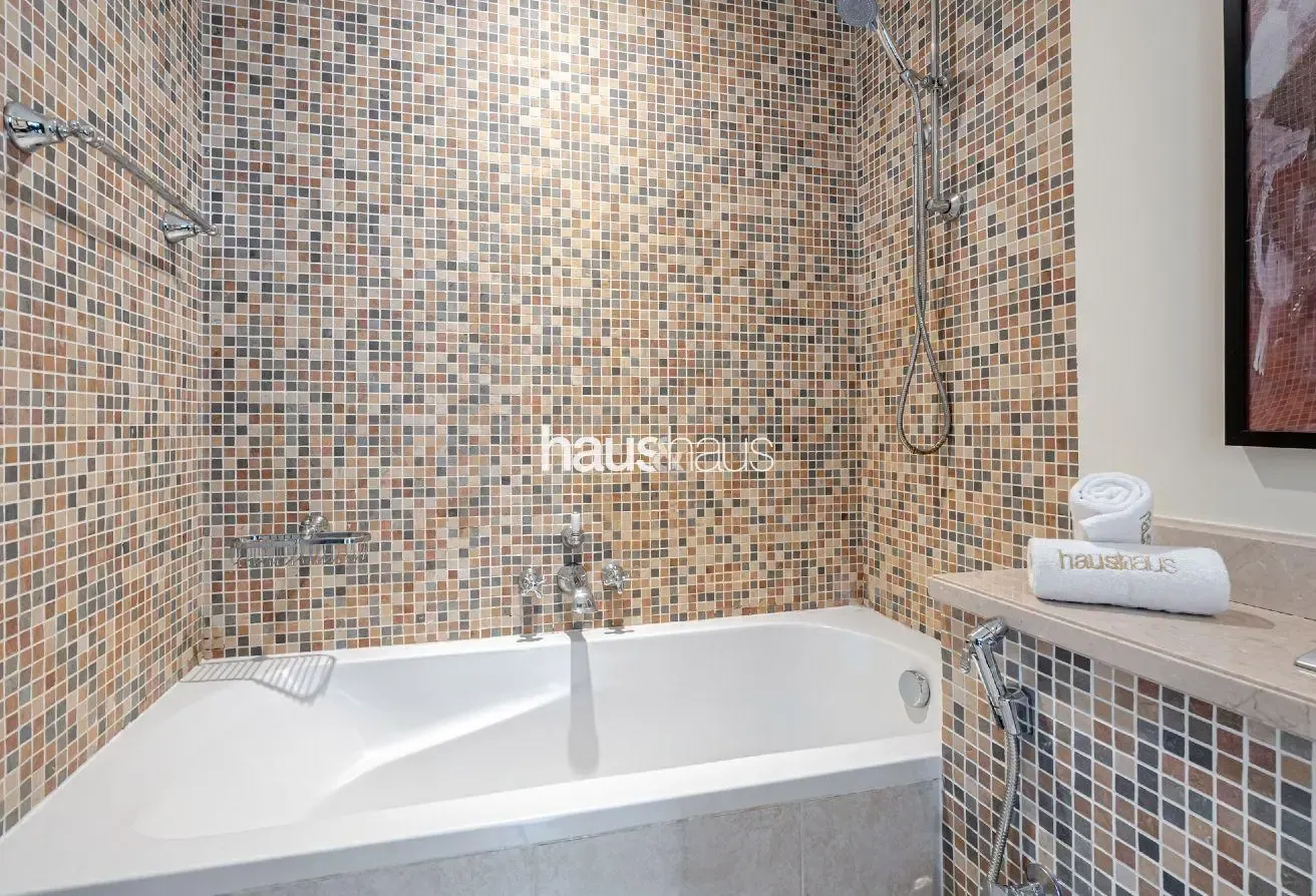 Brand New | Modern Arabic Interiors | Spacious