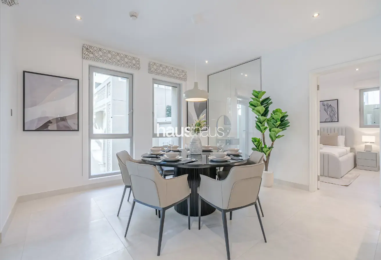 Fully Upgraded | High-end Finishes | Huge 3BR