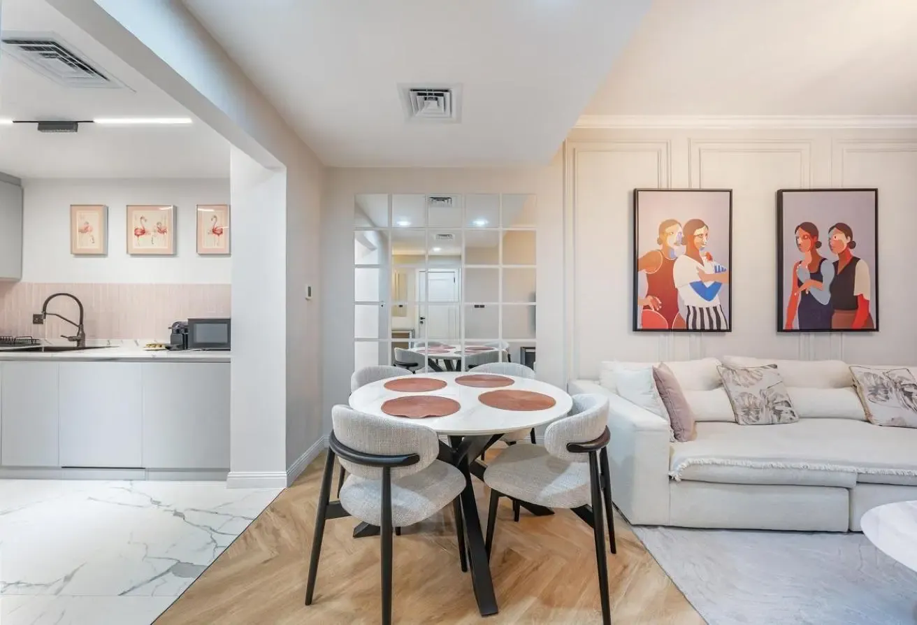 Fresh Designer Renowation | OldTown Downtown | 1Br