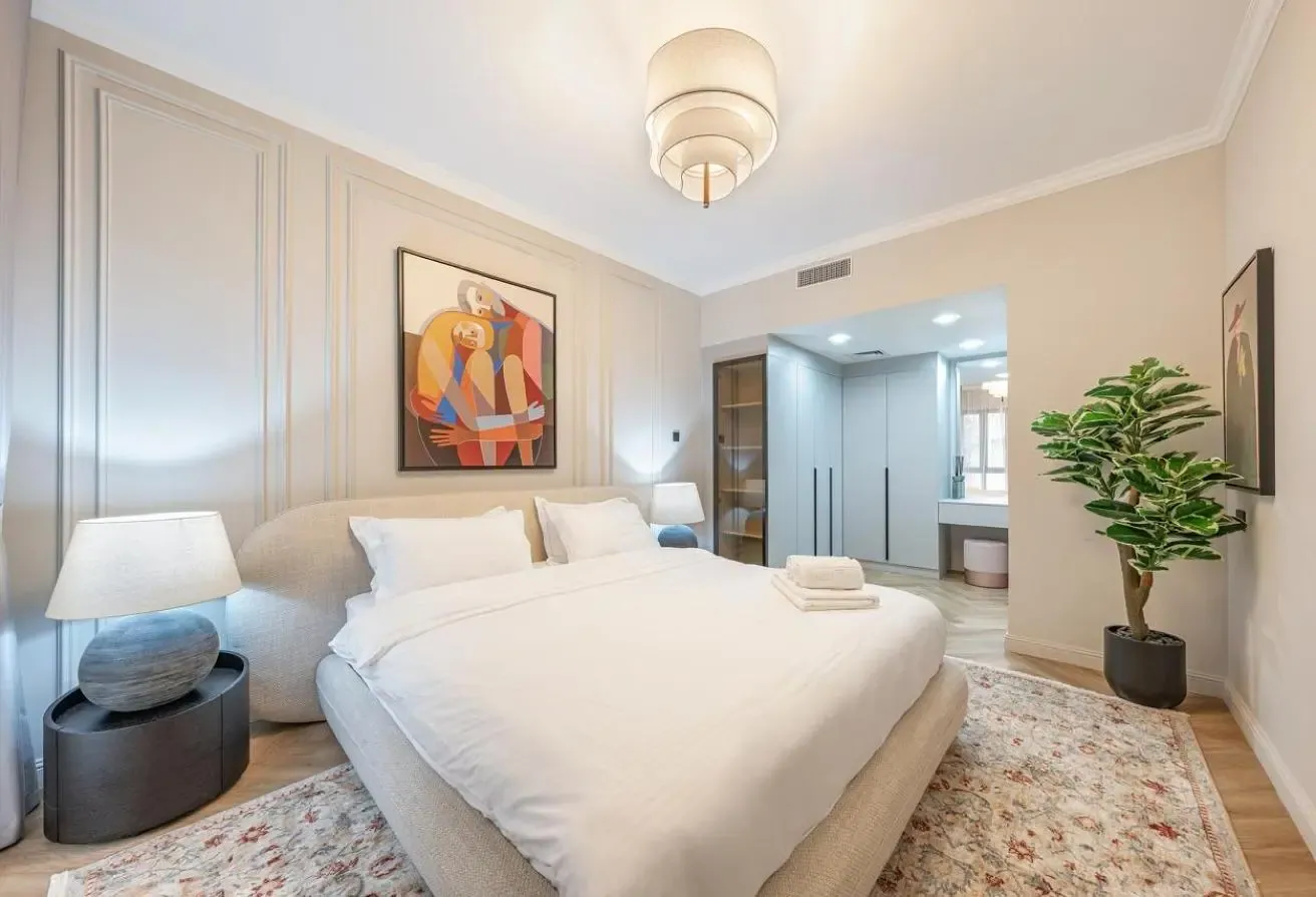 Fresh Designer Renowation | OldTown Downtown | 1Br