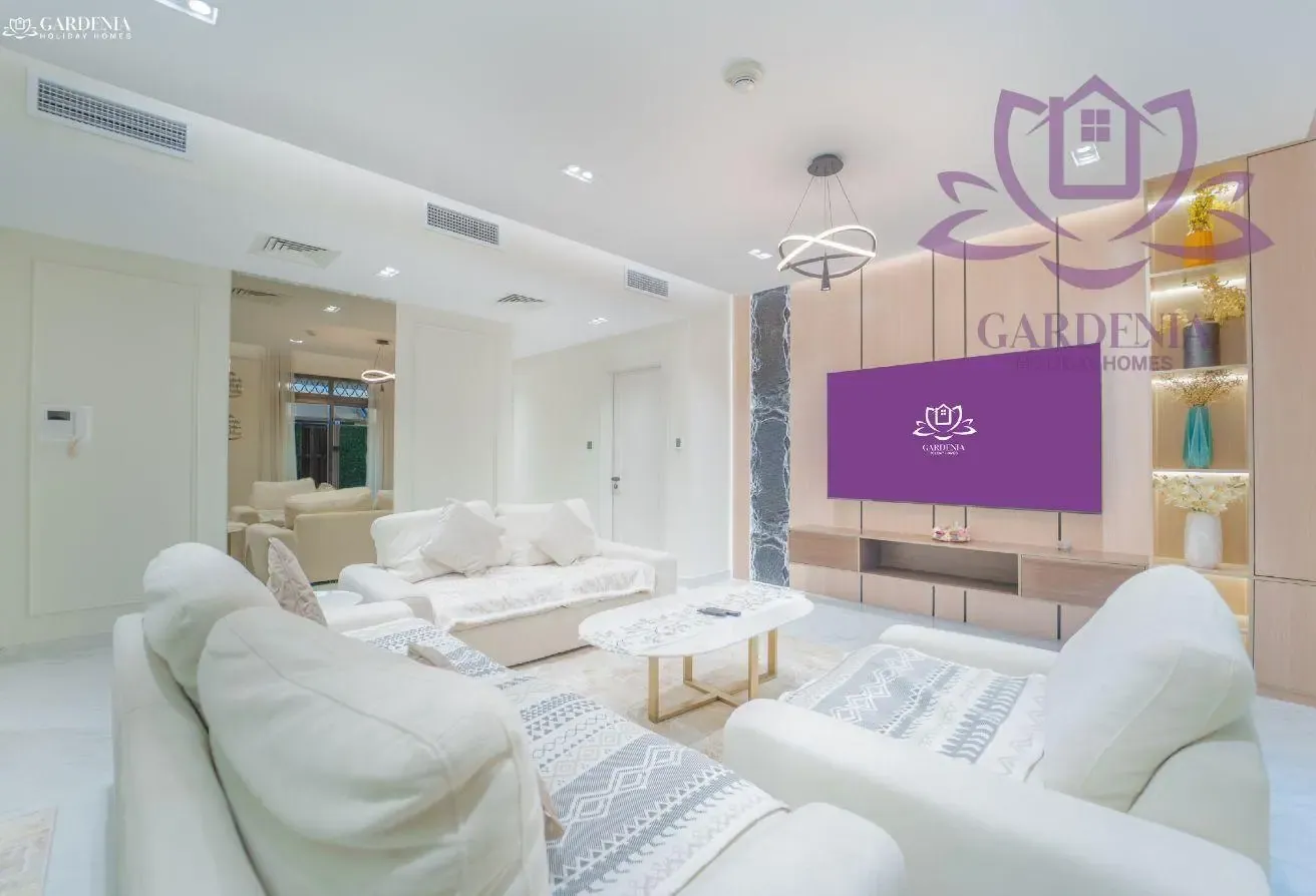 Fully Furnished | Stunning | Burj Khalifa View