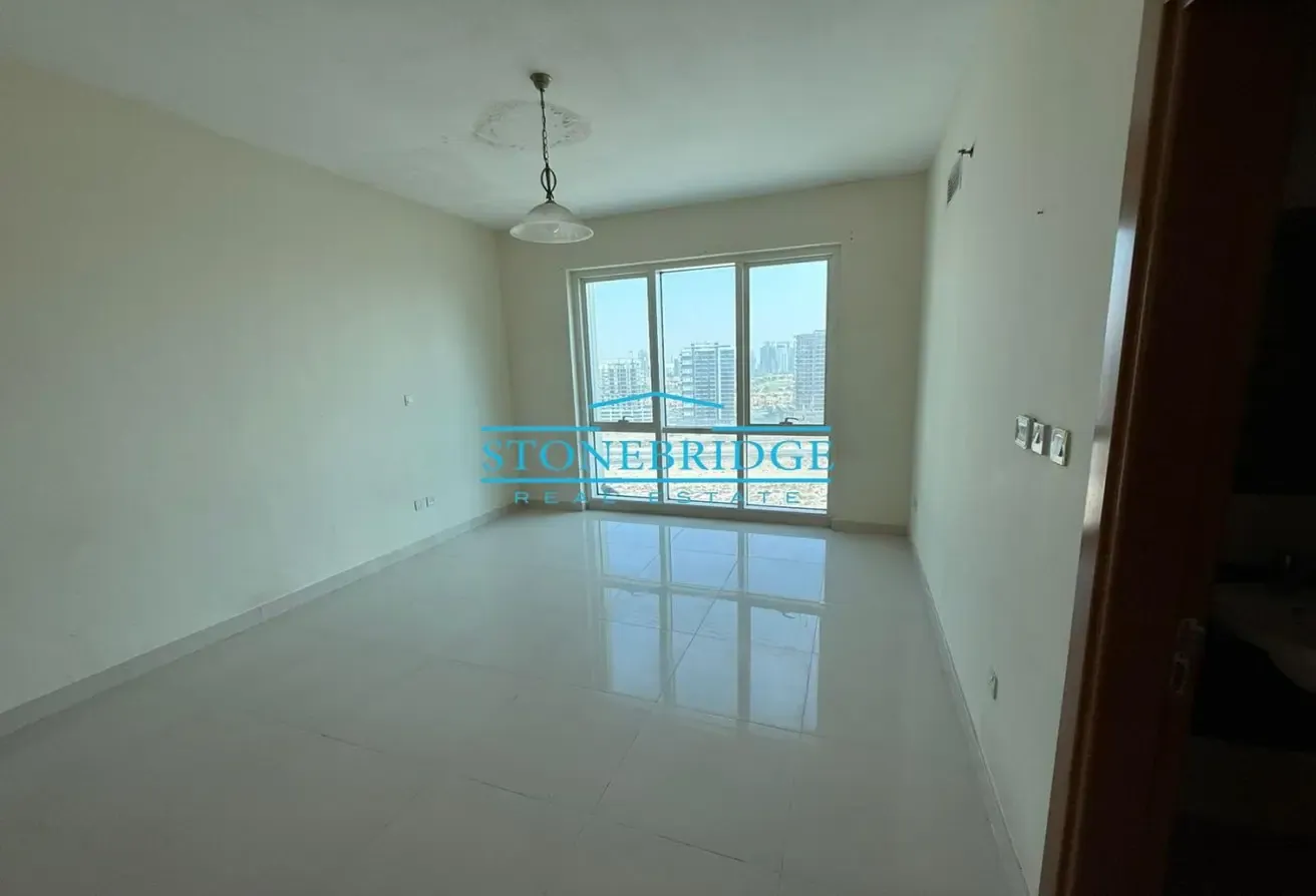 Lake View | High Floor | Ready to Move |