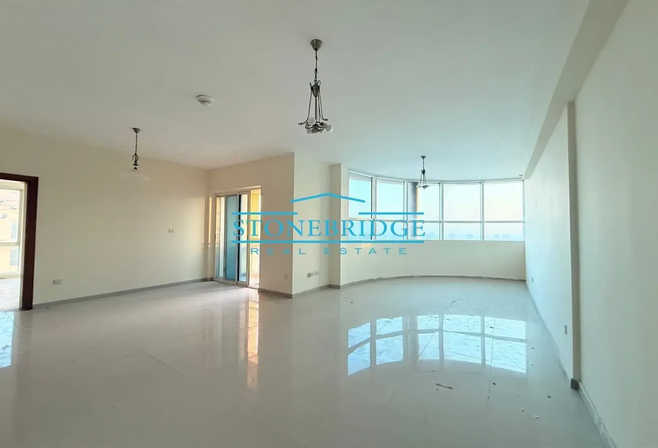 READY TO MOVE | LAKE VIEW | SPACIOUS
