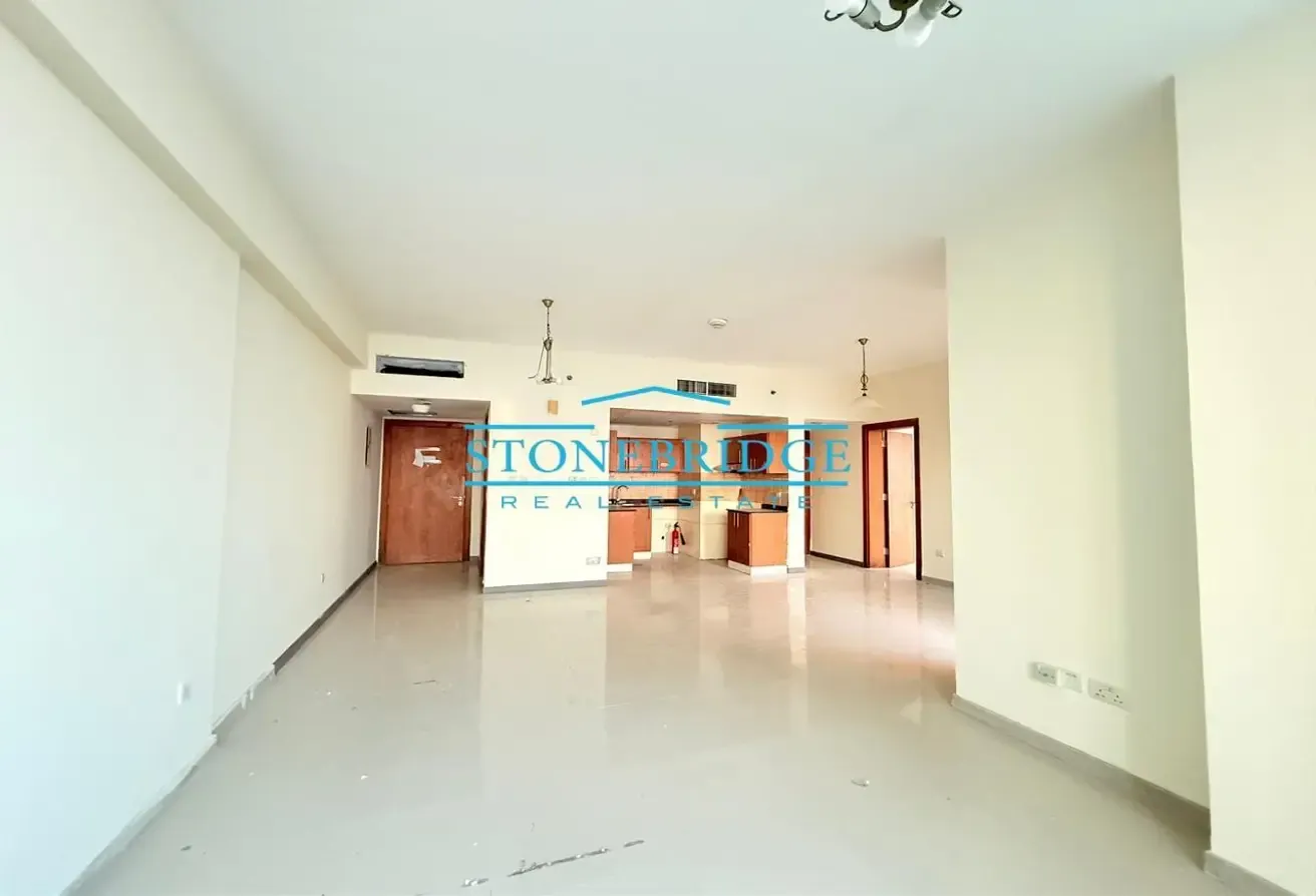 READY TO MOVE | LAKE VIEW | SPACIOUS