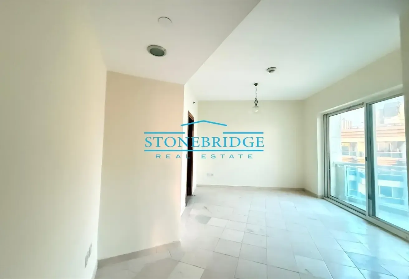 READY TO MOVE | LAKE VIEW | SPACIOUS