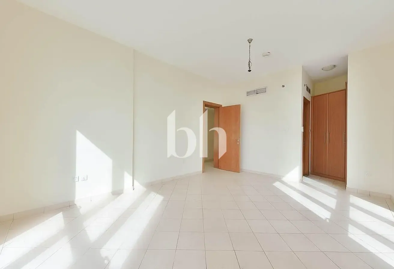 Balcony | Ready to Move In | Managed