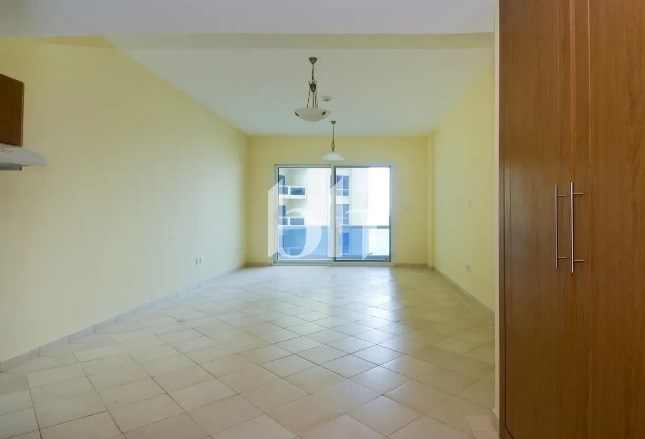 Balcony | Ready to Move In | Managed