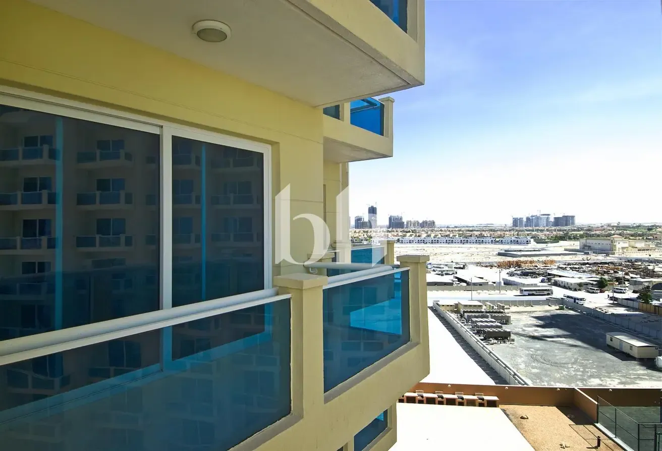 Balcony | Ready to Move In | Managed