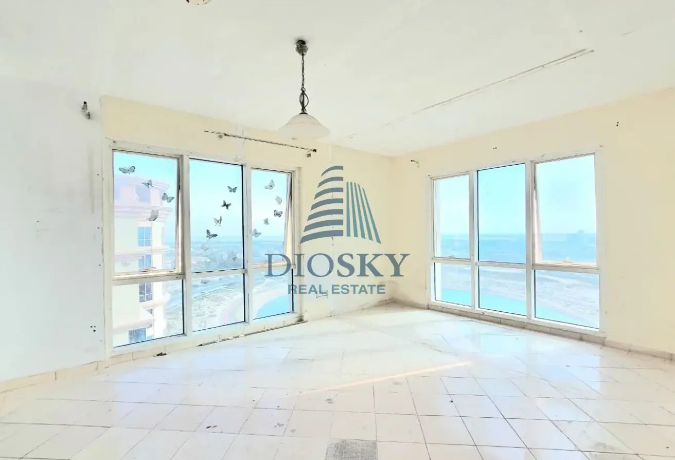 Well Maintained | Higher Floor | Full Lake View