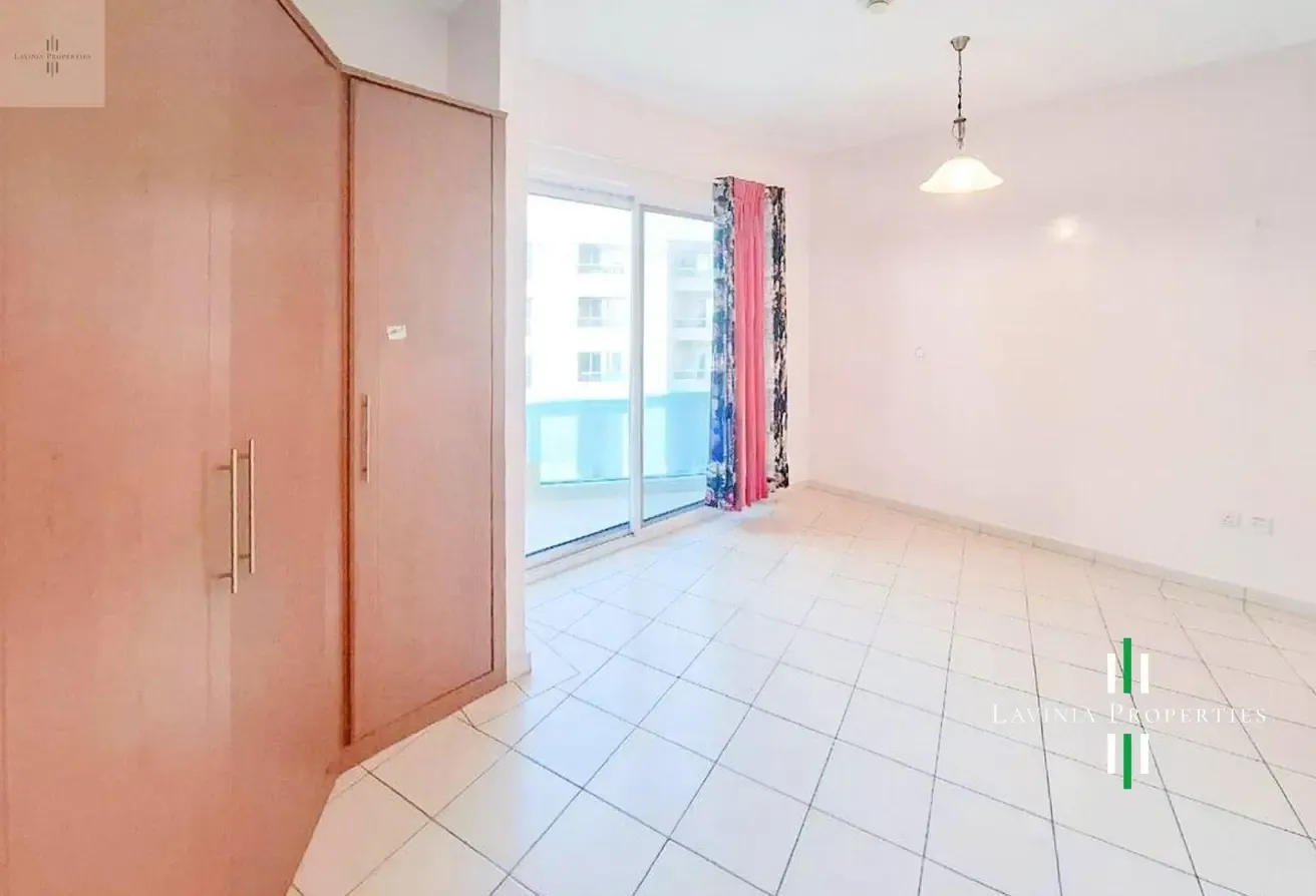 SPACIOUS 2BR APARTMENT | BUDGET | MULTIPLE OPTIONS