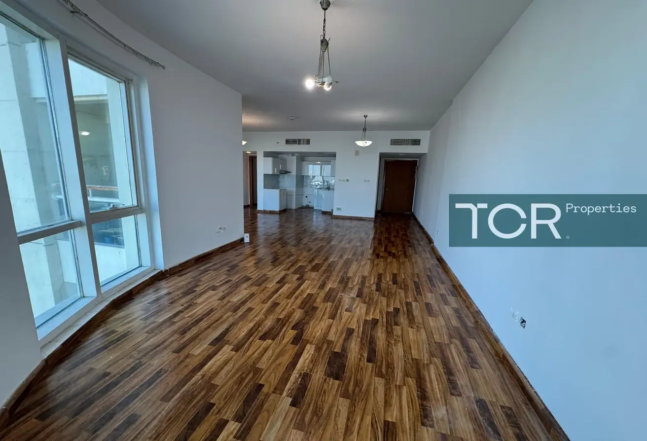 1402 sqft | FULL LAKE VIEW /BIG APARTMENT 2BHK / LAGO VISTA / WITH 2 BALONY / IMPZ