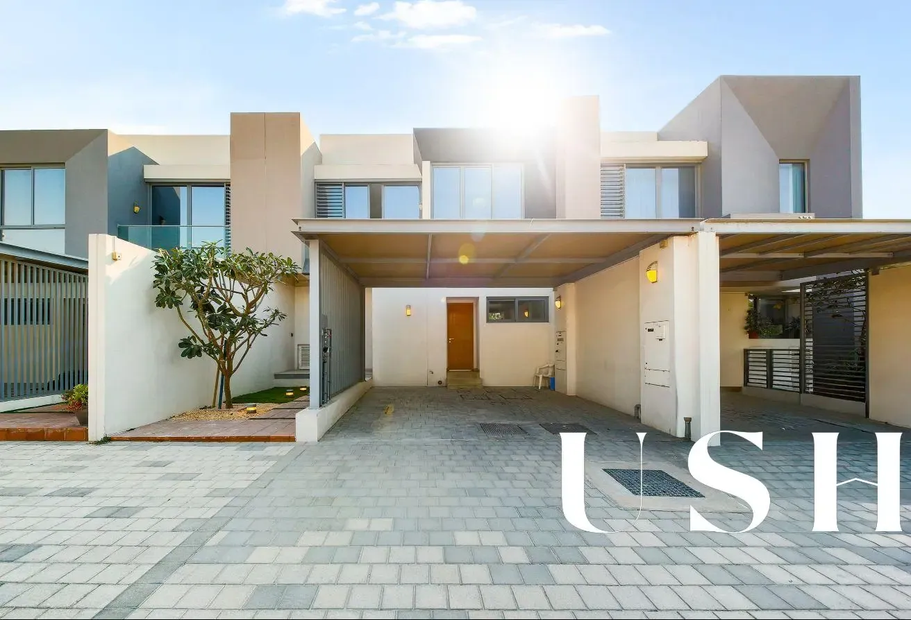 Single Row|Beautifully Landscaped|Vacant Mid March