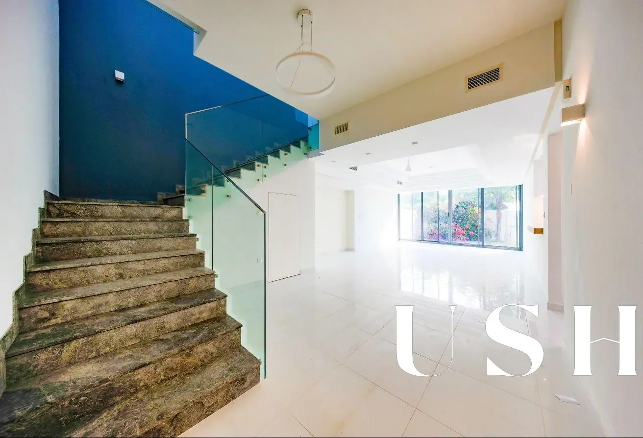 Single Row|Beautifully Landscaped|Vacant Mid March