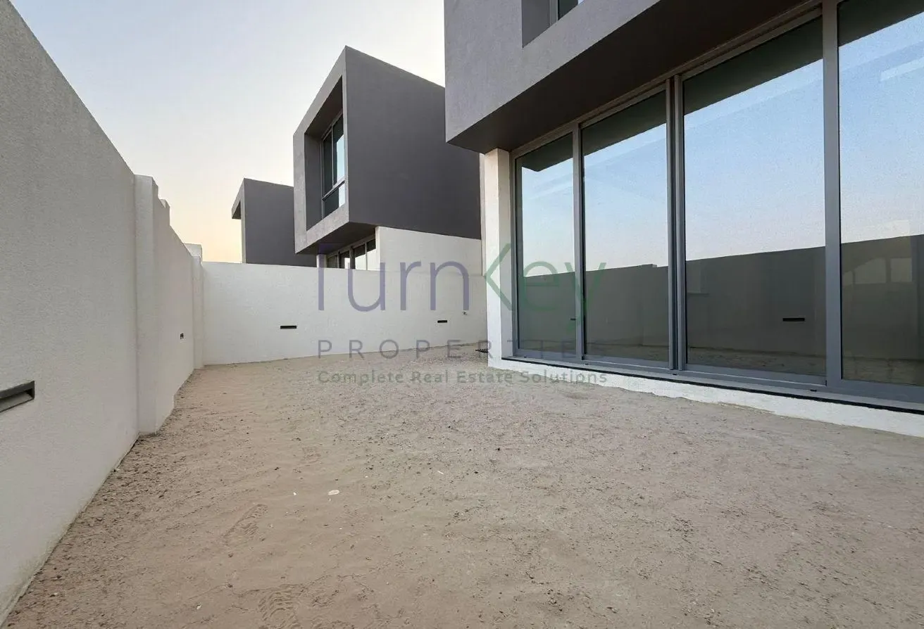 3 Bed plus Maids | Well Maintained | Spacious
