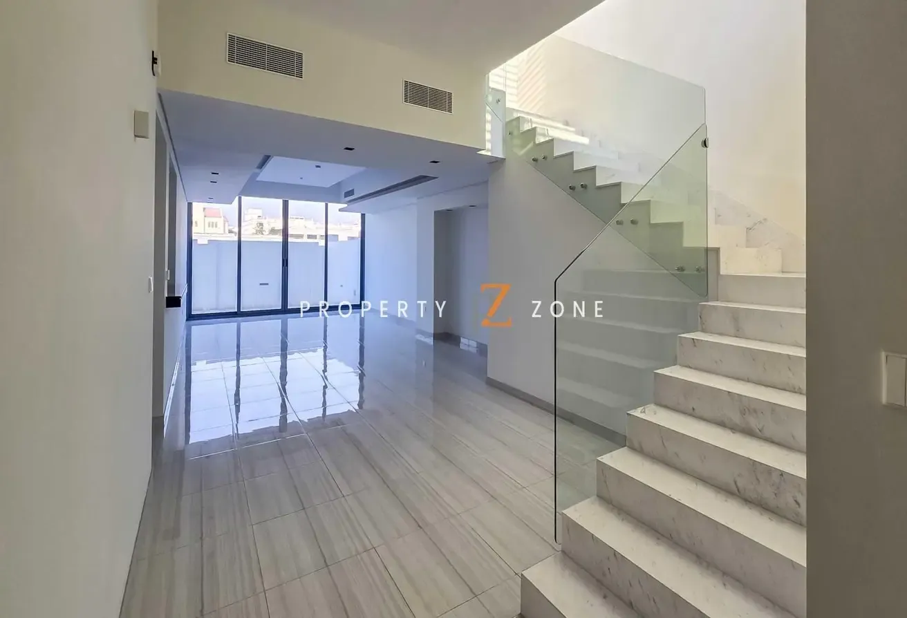 Phase 1 | Close to Pool n Park | Multiple Cheques