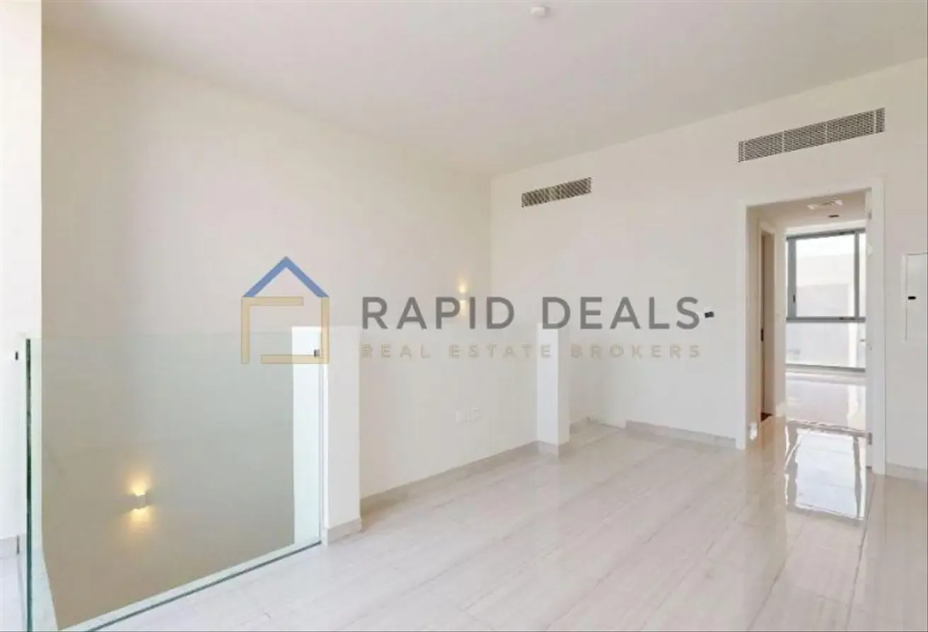 3BR+M Brand New Townhouse on a Large Plot