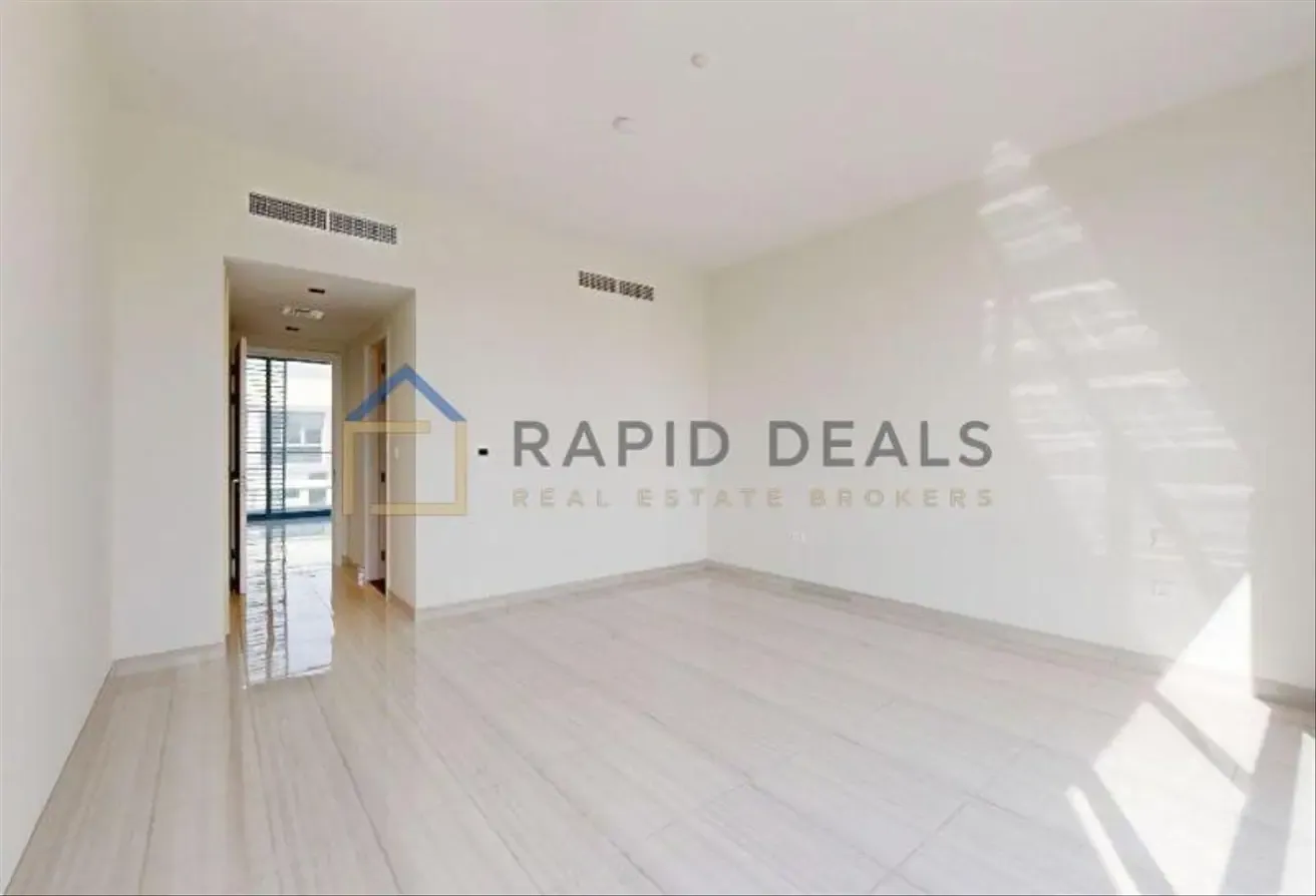 3BR+M Brand New Townhouse on a Large Plot
