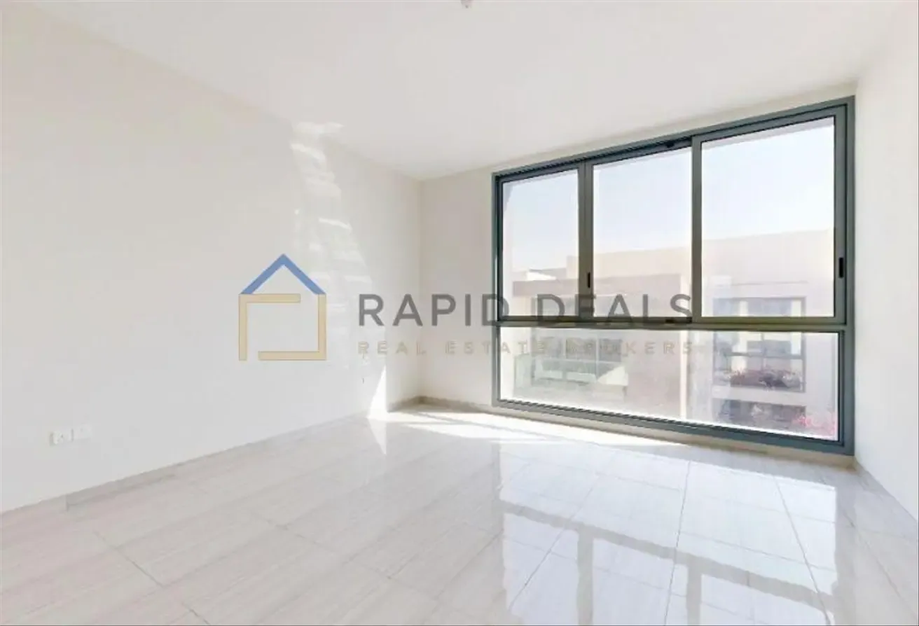 3BR+M Brand New Townhouse on a Large Plot