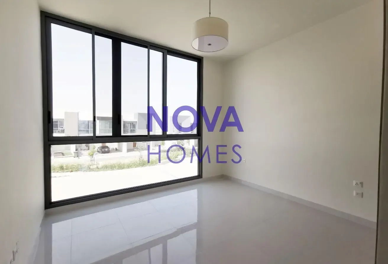 3BR Spacious Layout I Vacant I Modern