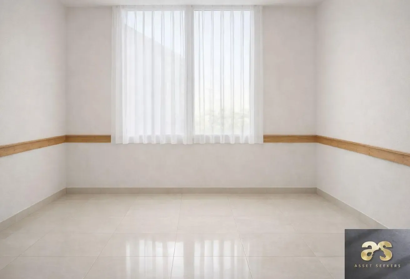 3 BR | Single Row | Spacious | Prime Location