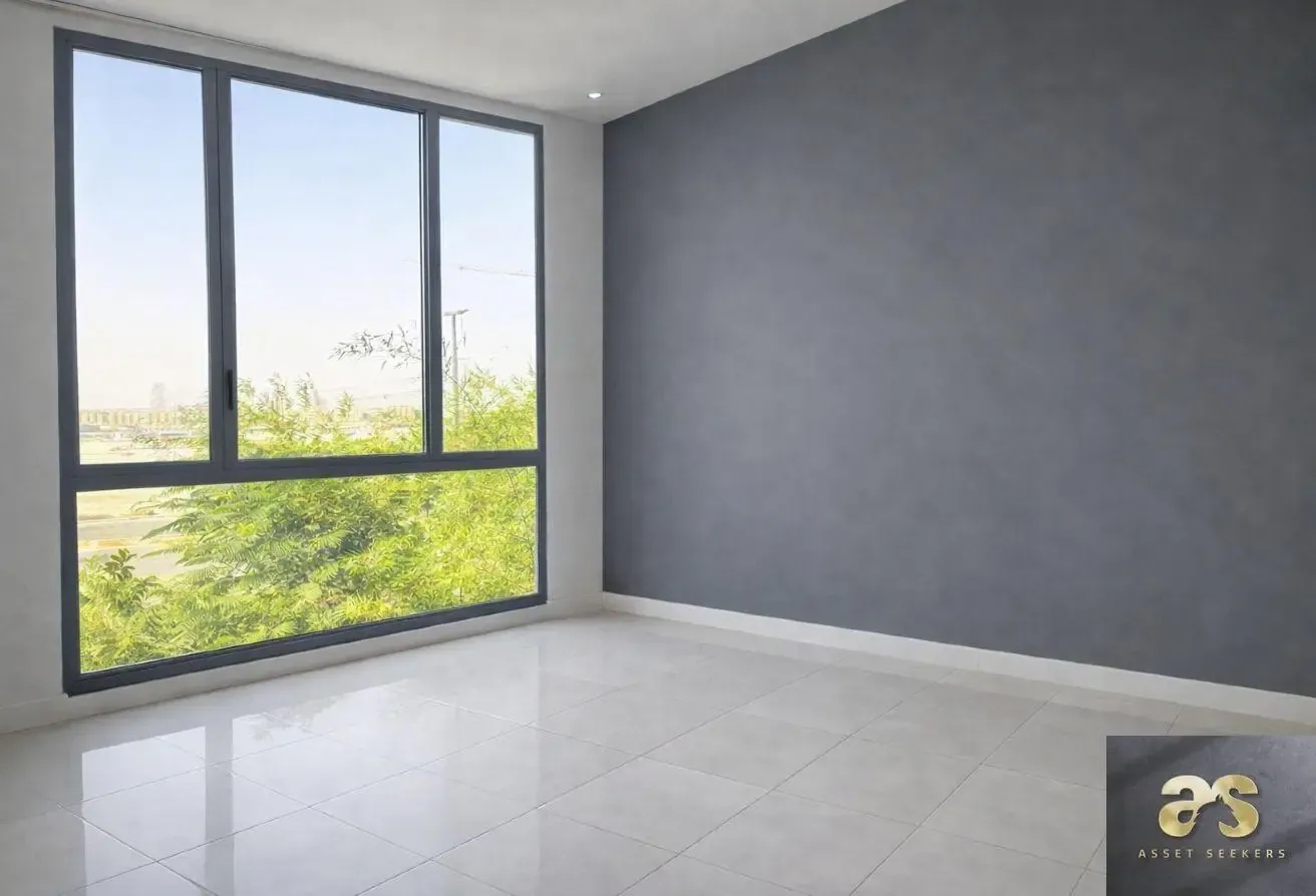 3 BR | Single Row | Spacious | Prime Location