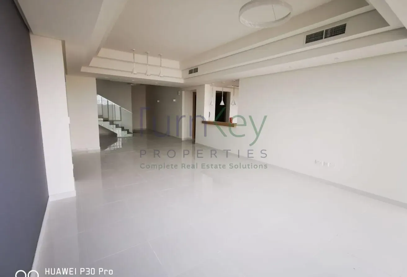 3 Bed plus Maids | Well Maintained | Spacious