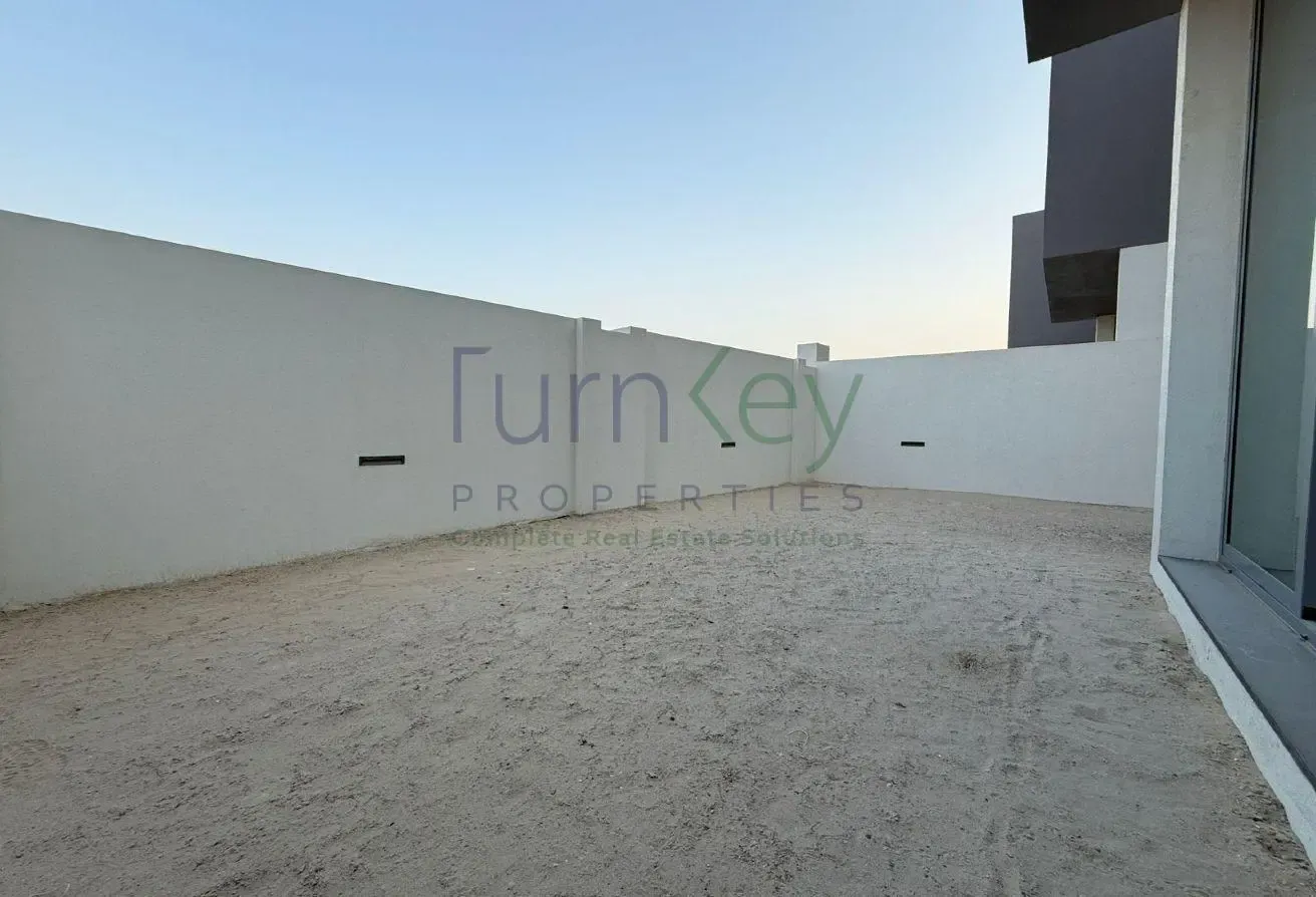 3 Bed plus Maids | Well Maintained | Spacious