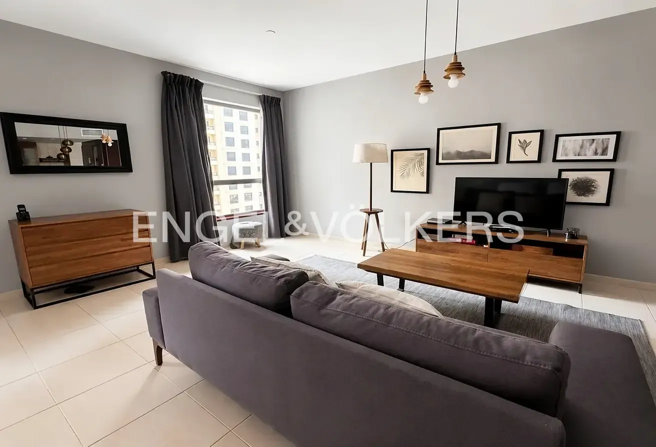Fully Furnished | High Floor | Beach Living