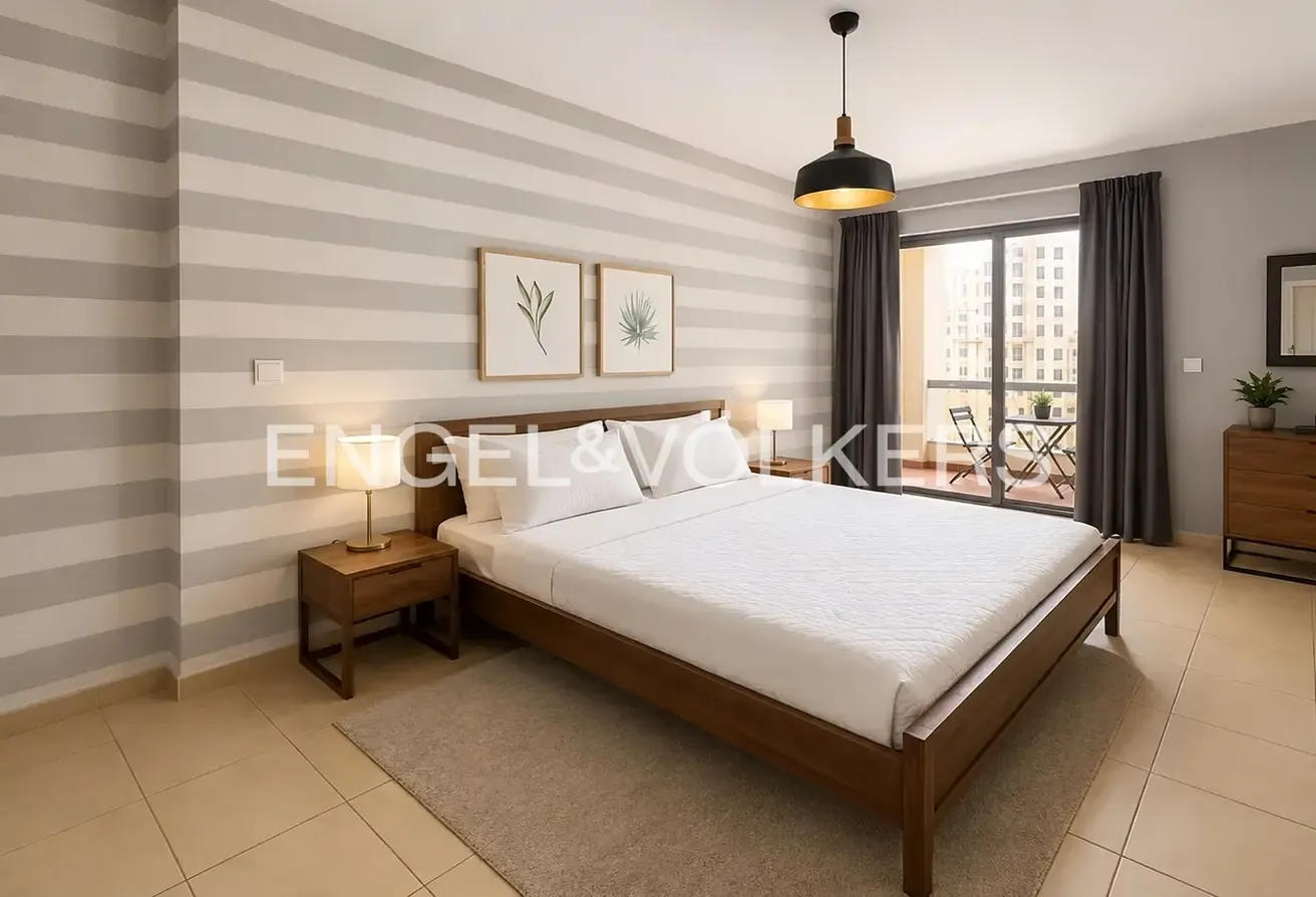 Fully Furnished | High Floor | Beach Living