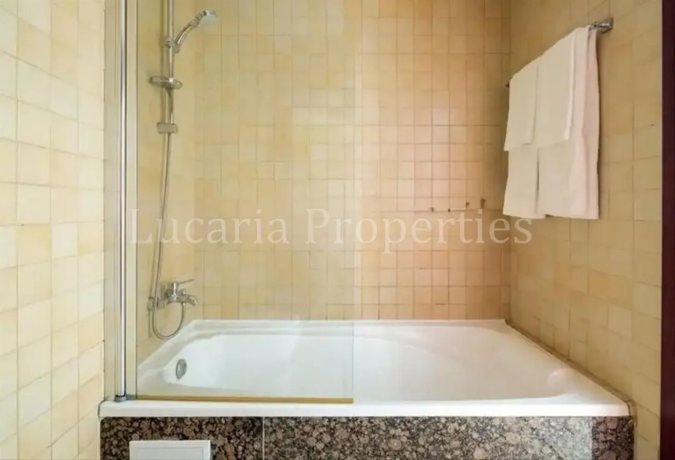 Ready  |  Furnished | Spacious Layout | Mid- Floor