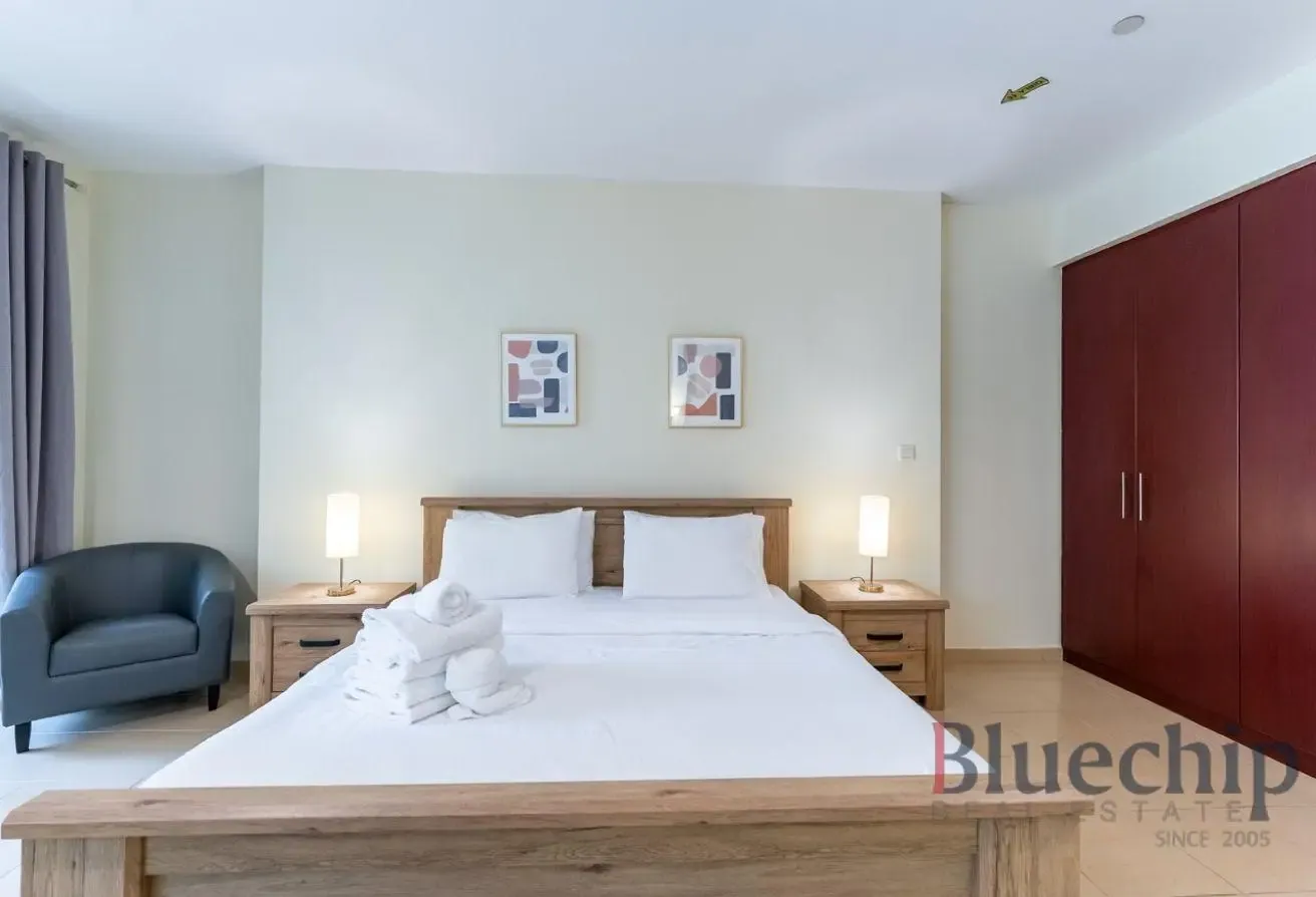 Spacious Layout | Fully Furnished | Community View