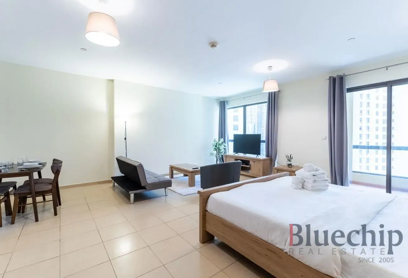 Spacious Layout | Fully Furnished | Community View