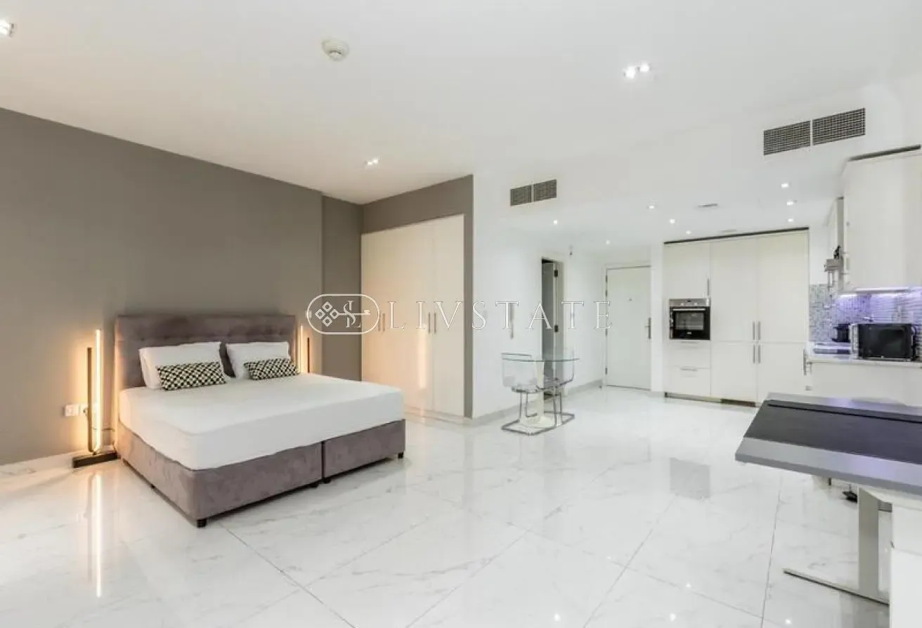 Prime Location | Modern | Vacant