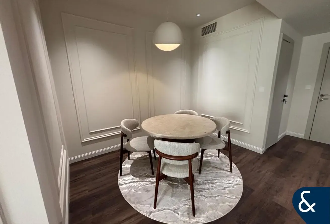Fully Upgraded | Extended | Furnished