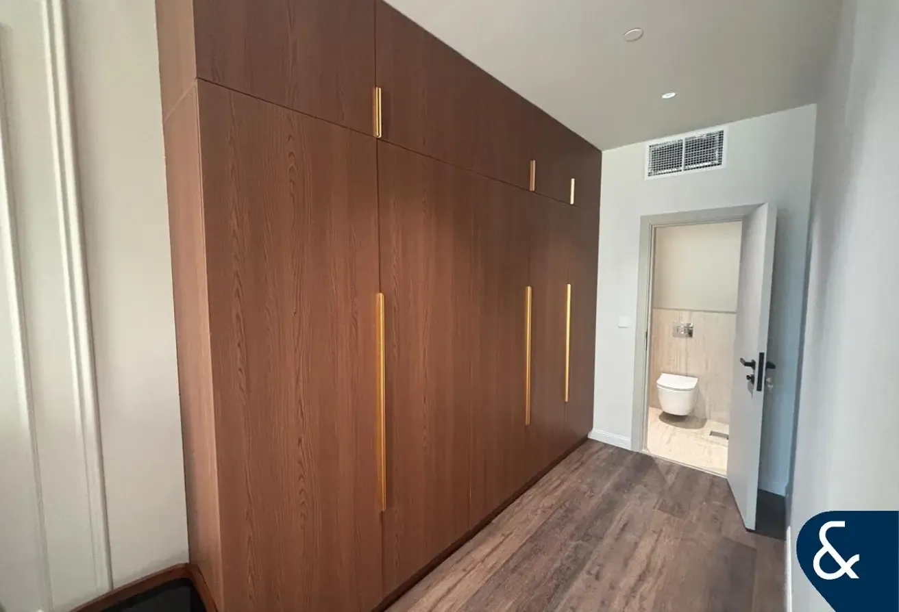 Fully Upgraded | Extended | Furnished