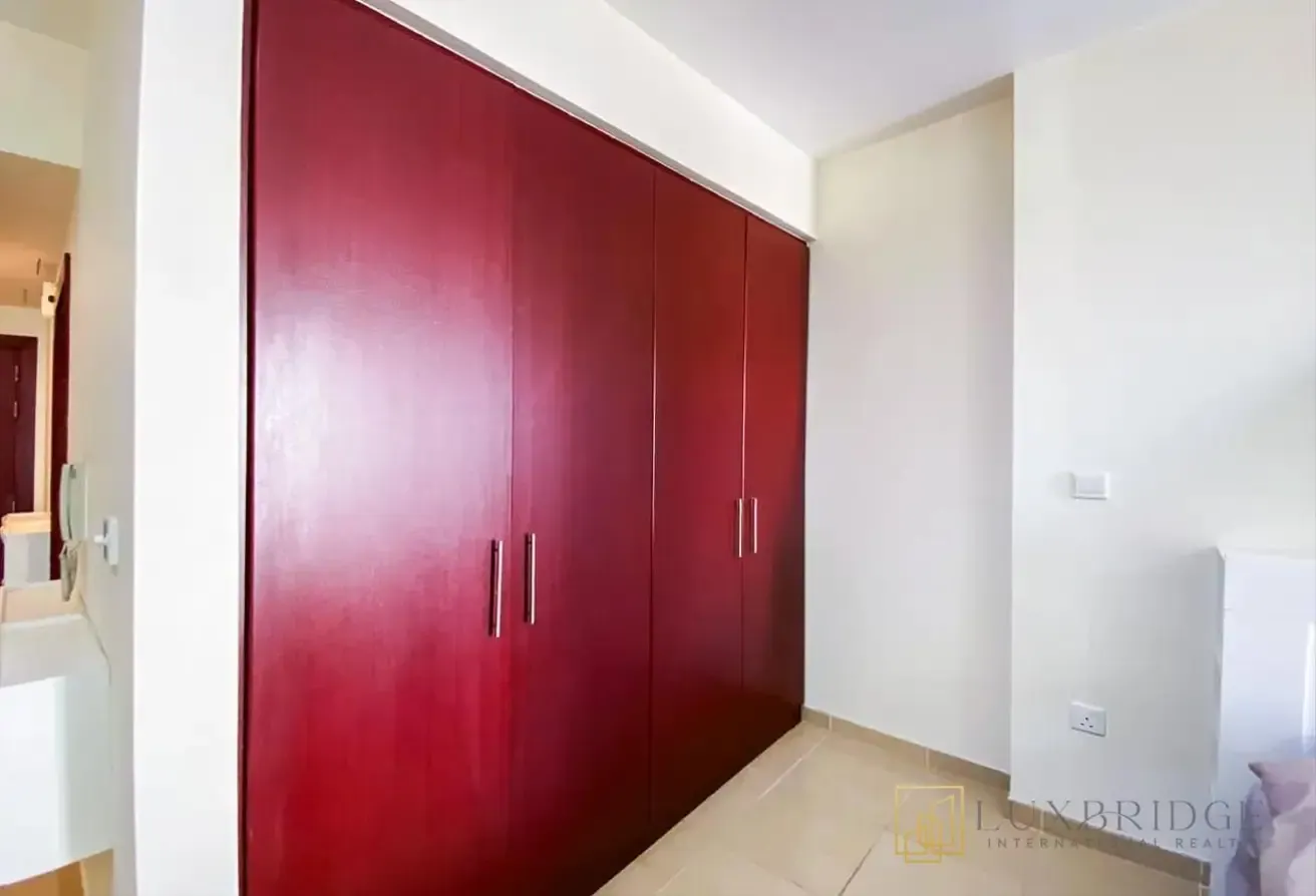 Massive Studio | Furnished | Vacant