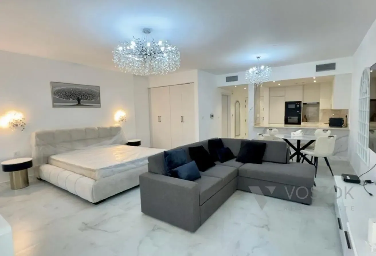 Newly Upgraded | Sea View | Flexible Cheques