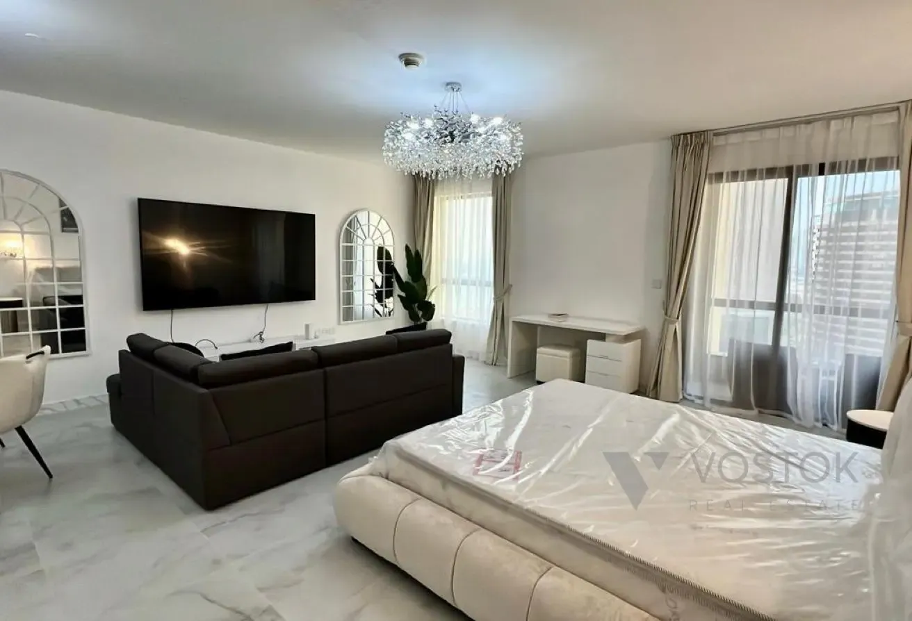 Newly Upgraded | Sea View | Flexible Cheques