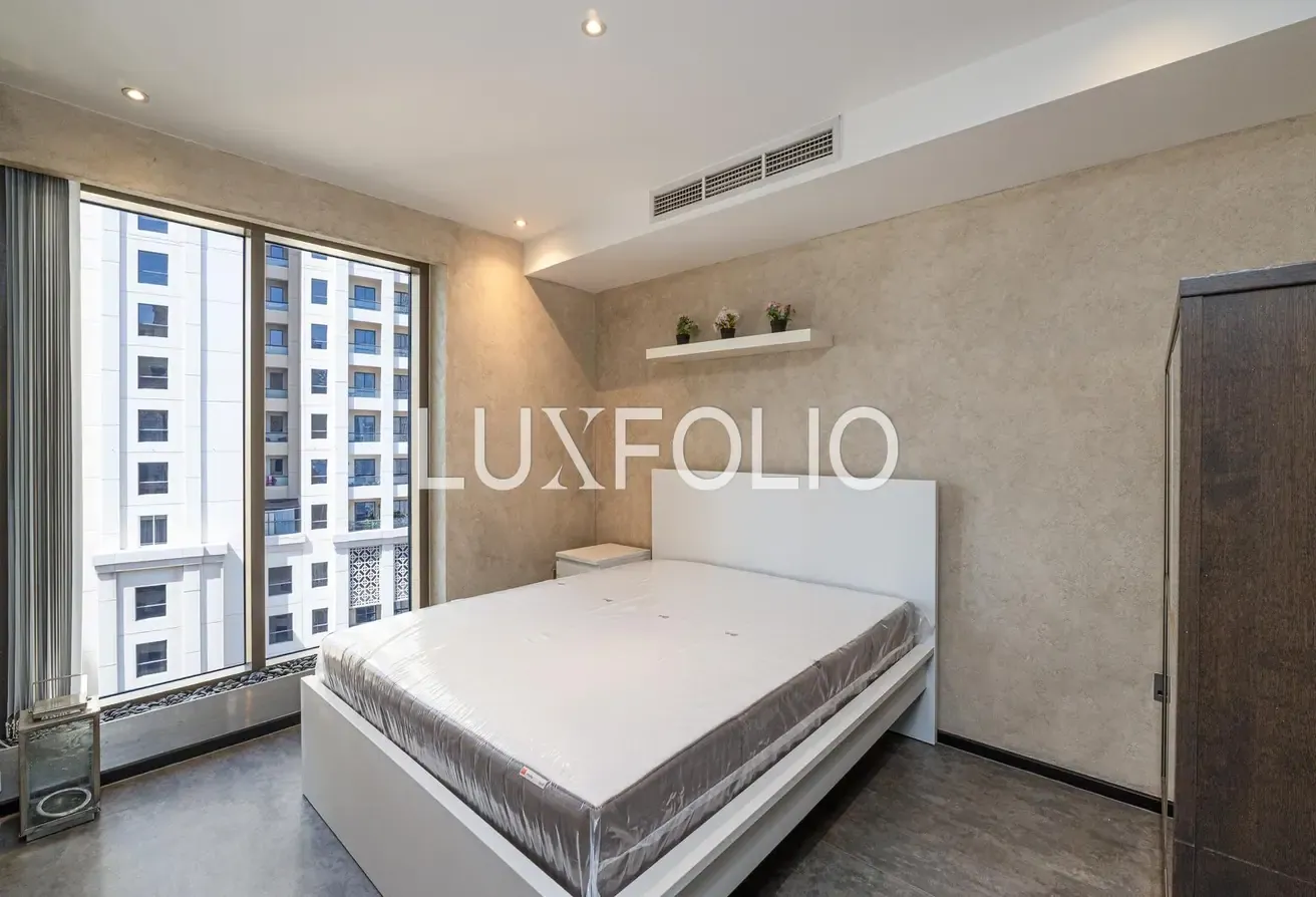 12 Cheques | Duplex | Vacant