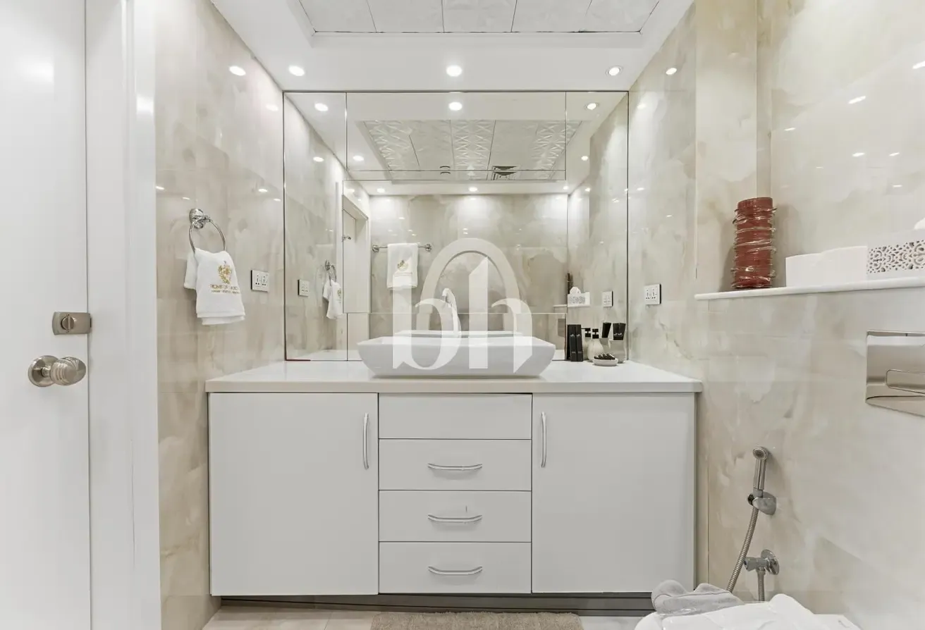 Fully Upgraded | Furnished | Studio