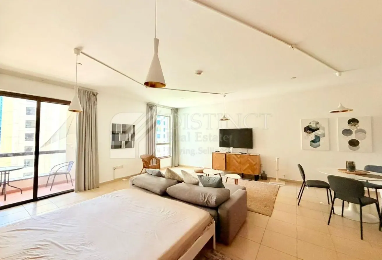 Fully Furnished, Beach Access, Ready to Move